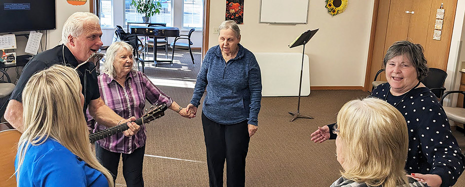 Meadows residents dance to the music of Lou Oswald