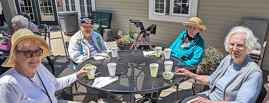 It was a beautiful day for a Meadows picnic on the patio
